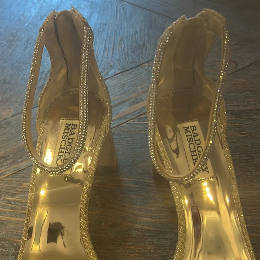 Elegant and sparkly Badgley Mischka strappy heels in size 7..5 - Picture 6 of 7